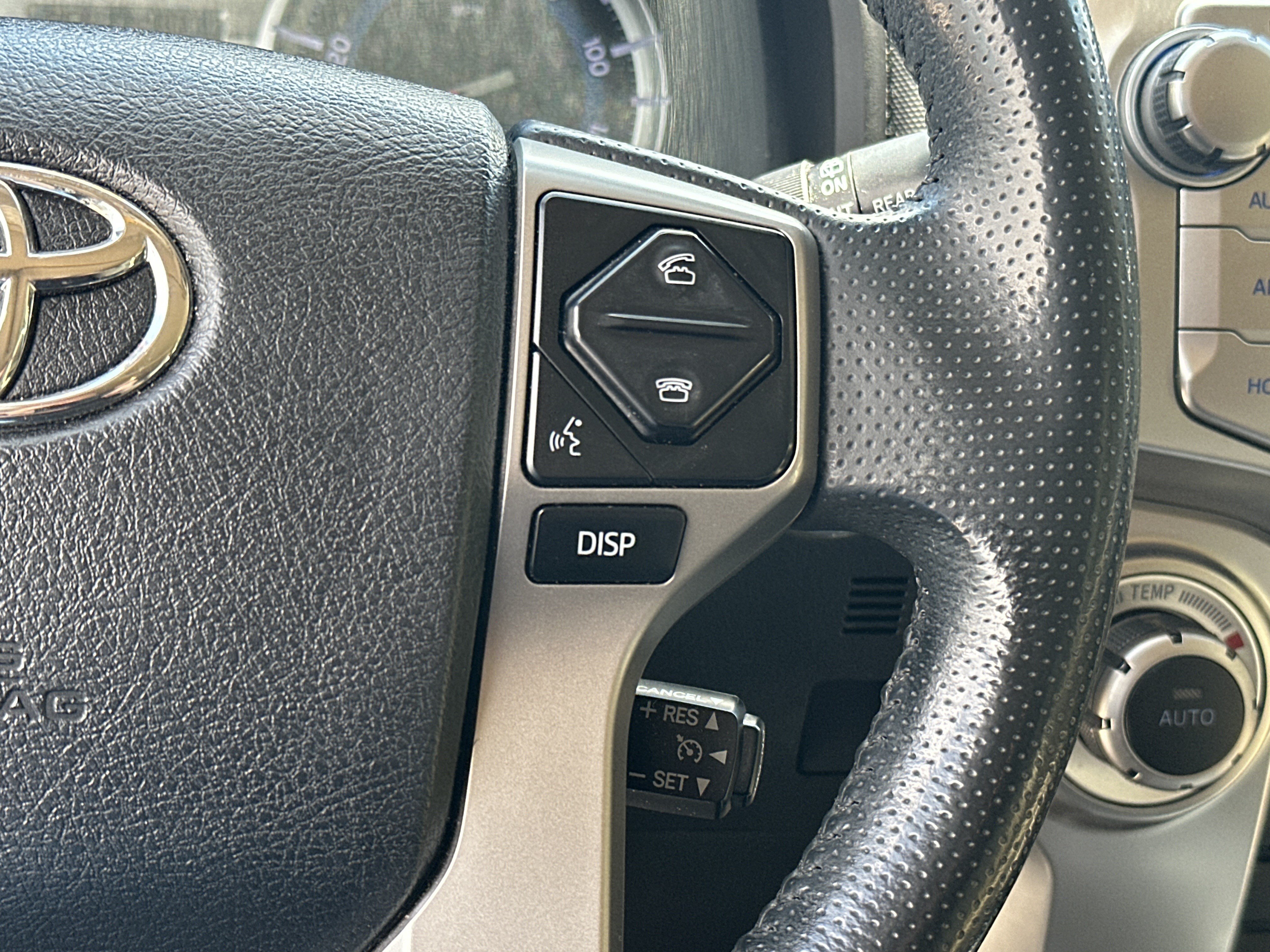 Used 2017 Toyota 4Runner Limited AWD/4WD image 19