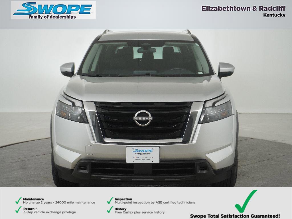 Used 2025 Nissan Pathfinder SV image 9