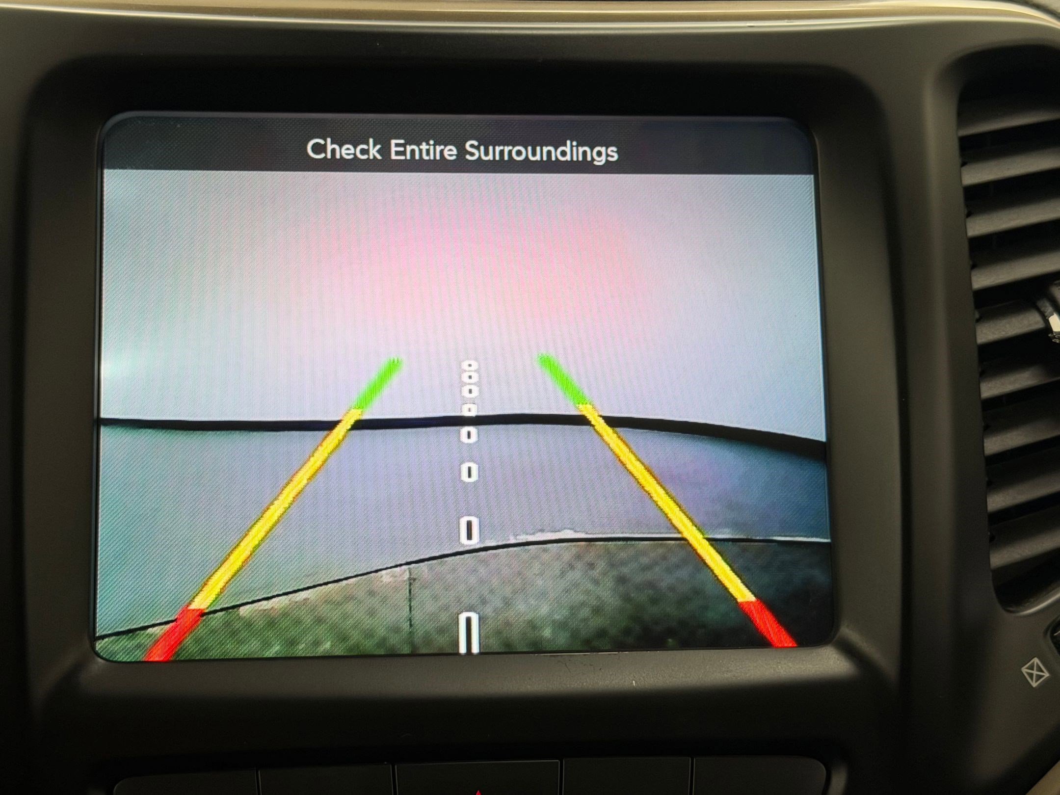 Used 2014 Jeep Cherokee Limited FWD image 30