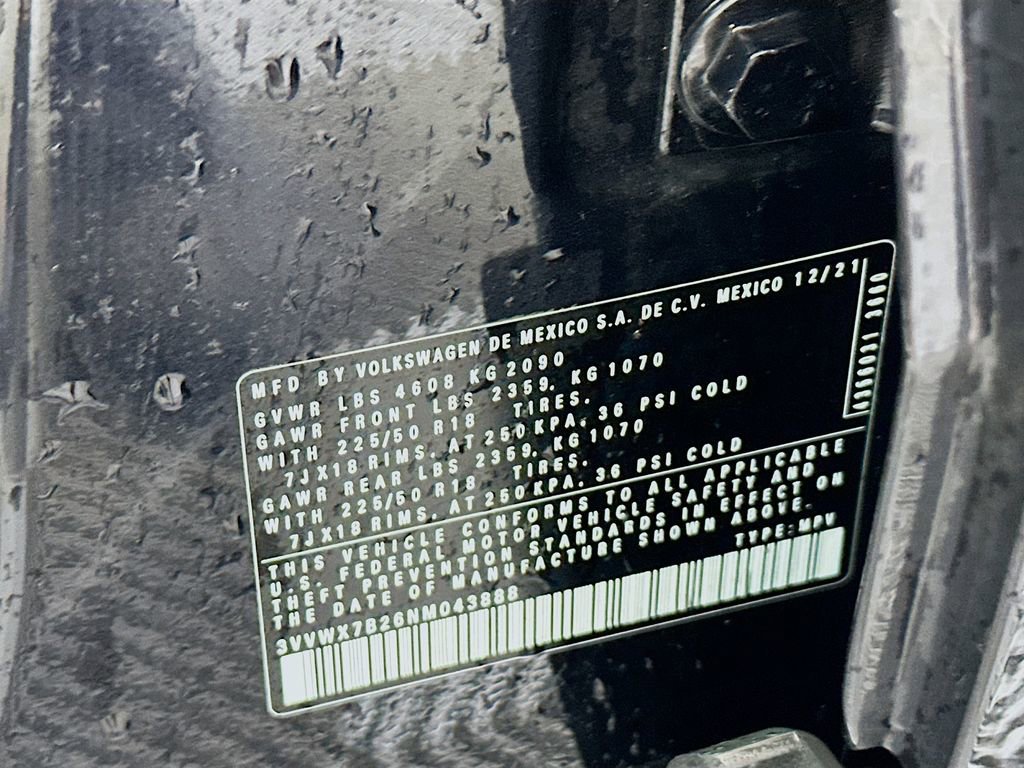 Used 2022 Volkswagen Taos SE image 30