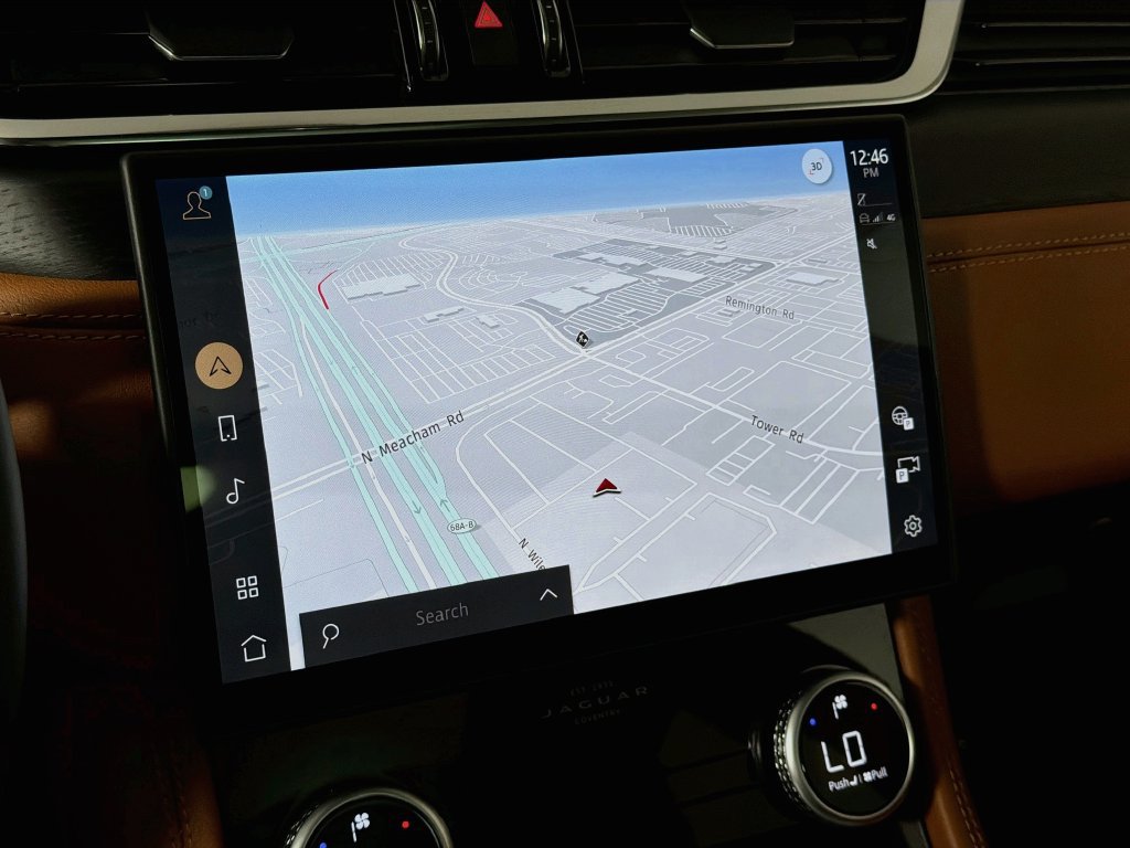 Used 2025 Jaguar F-PACE R-Dynamic S AWD/4WD image 12