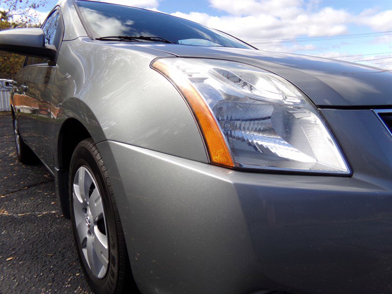 Used 2011 Nissan Sentra 2.0 image 6