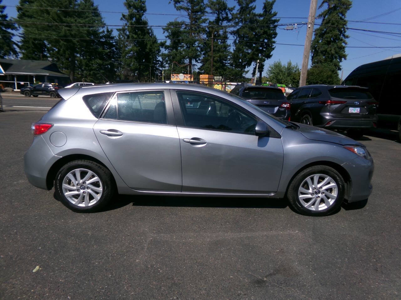 Used 2013 MAZDA MAZDA3 i Touring image 1