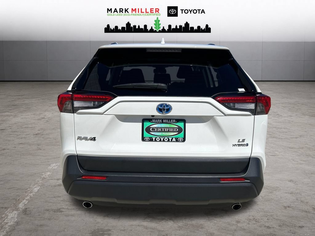 Certified 2024 Toyota RAV4 LE AWD/4WD image 4