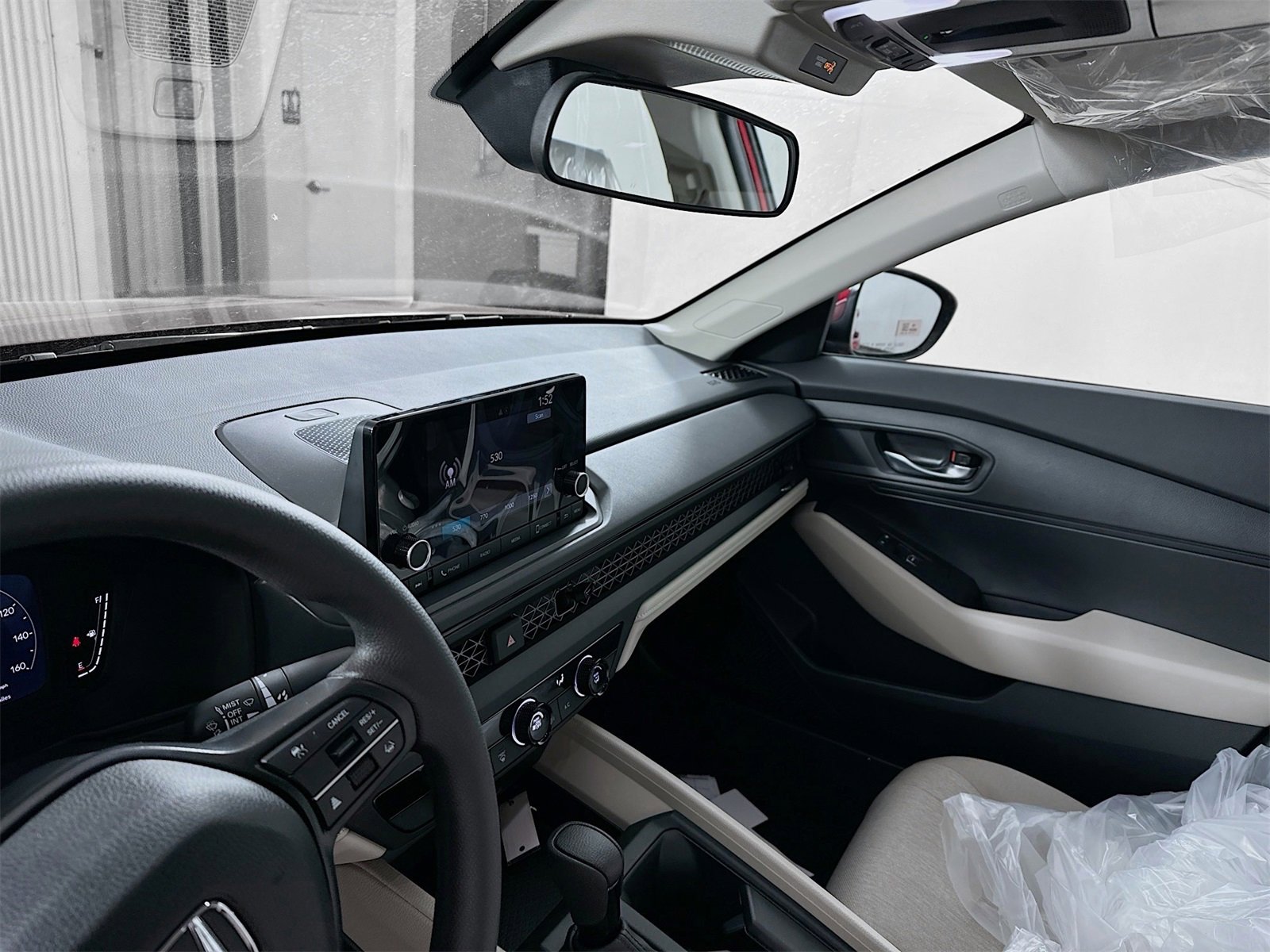 Used 2025 Honda Accord LX image 4