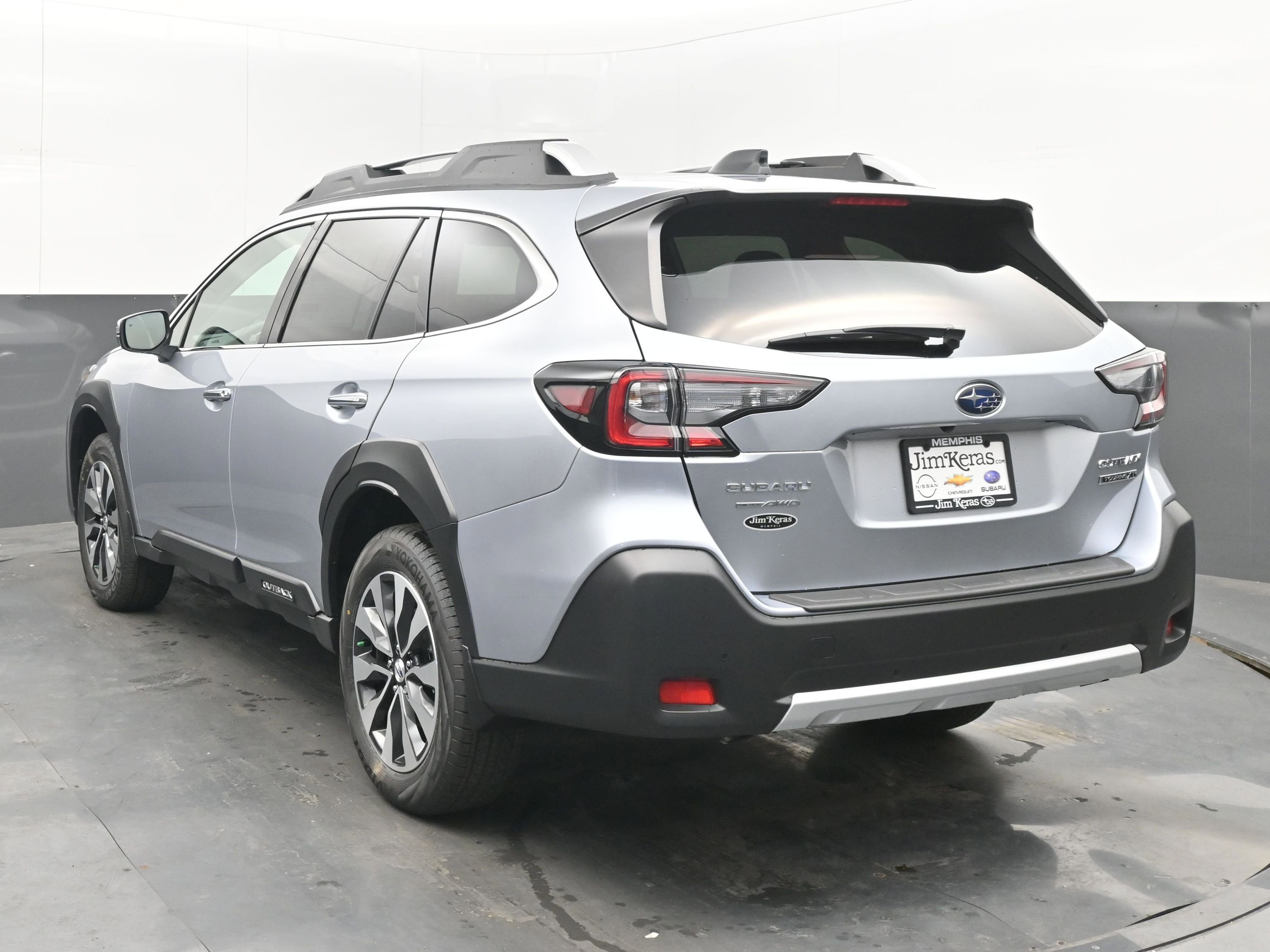New 2025 Subaru Outback Touring XT image 6