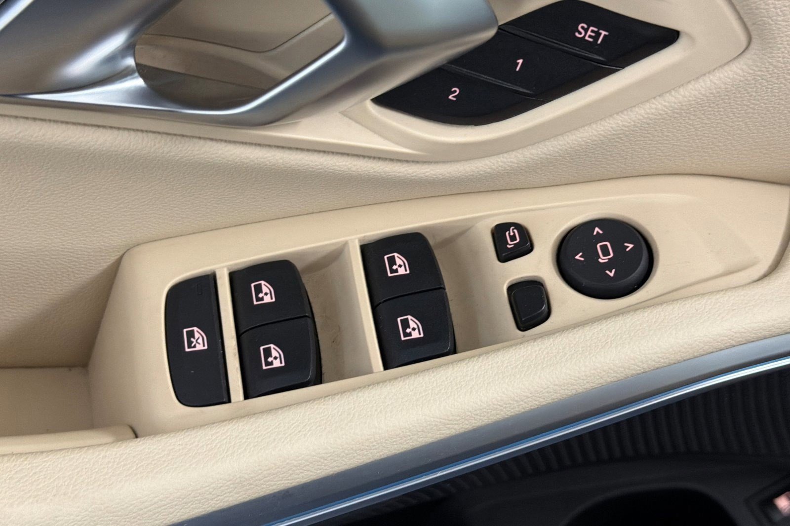 Certified 2023 BMW 330e w/ Driving Assistance Package image 13