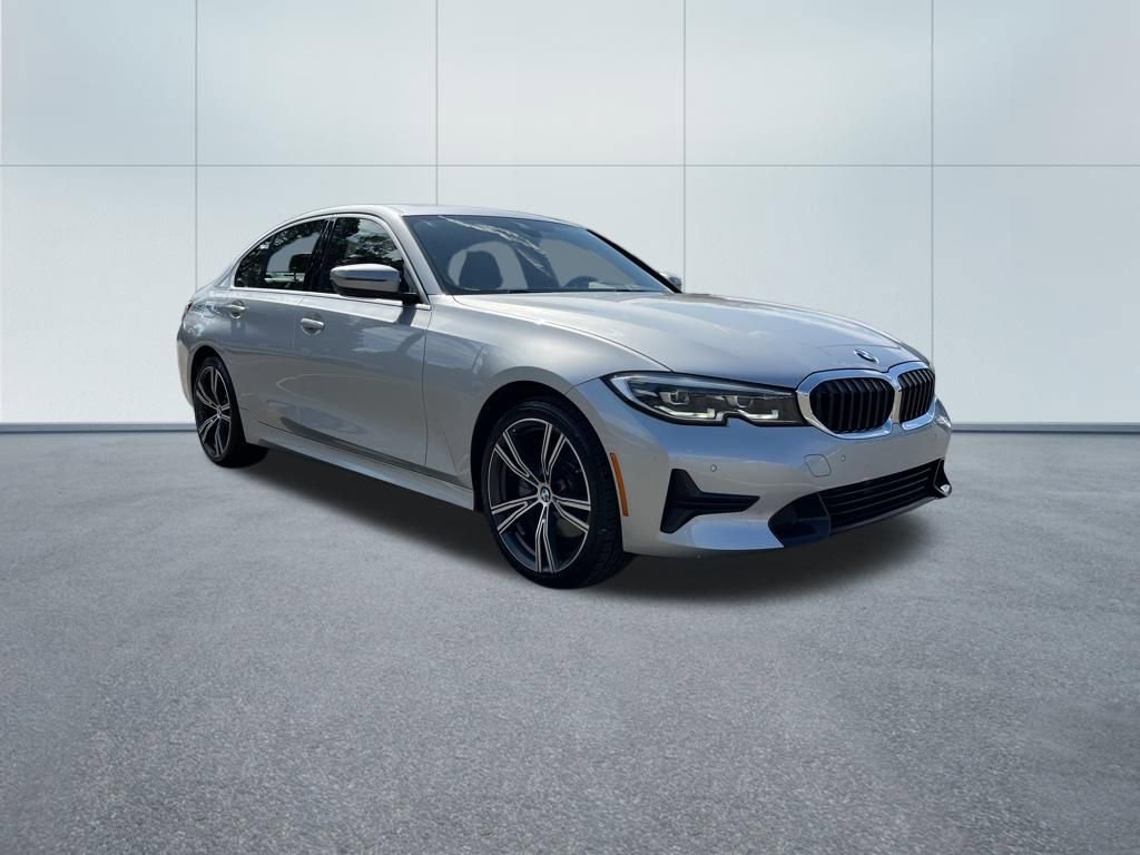 Used 2021 BMW 330i xDrive Sedan w/ Convenience Package image 4