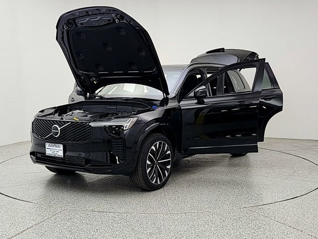 New 2026 Volvo XC90 T8 Ultra w/ Protection Package AWD/4WD image 9