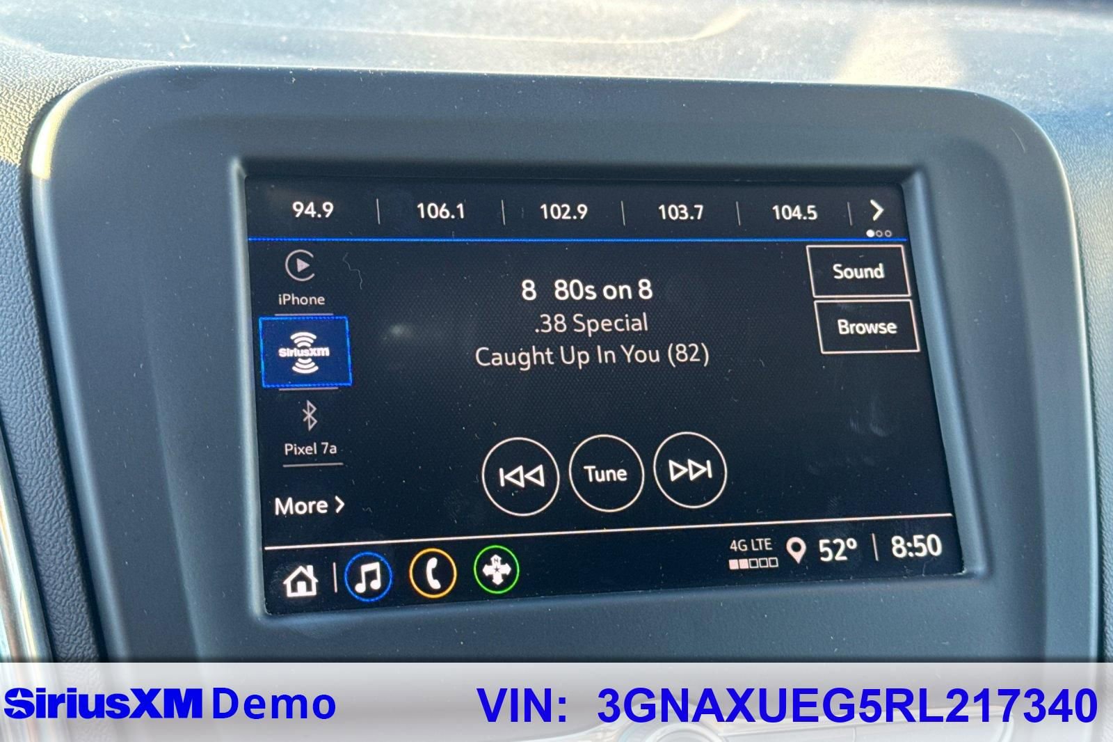 Used 2024 Chevrolet Equinox LT image 52