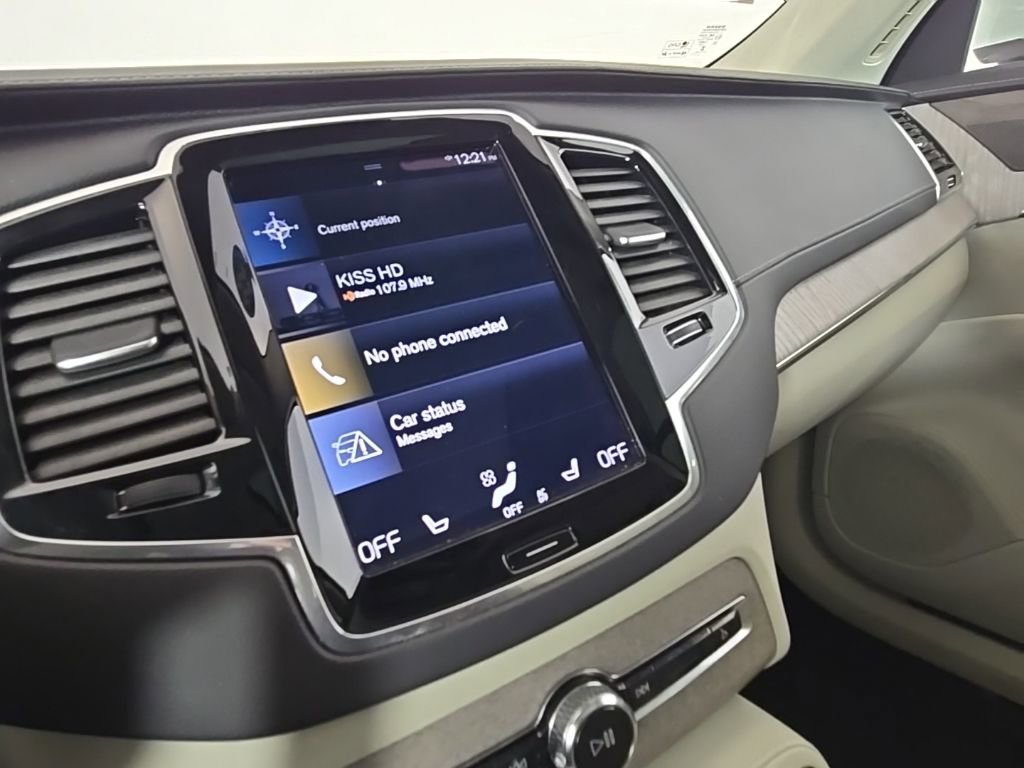 Used 2022 Volvo XC90 T8 Inscription w/ Advanced Package image 26