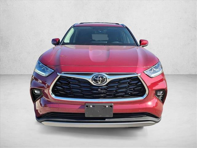 Used 2026 Toyota Highlander Platinum AWD/4WD image 2