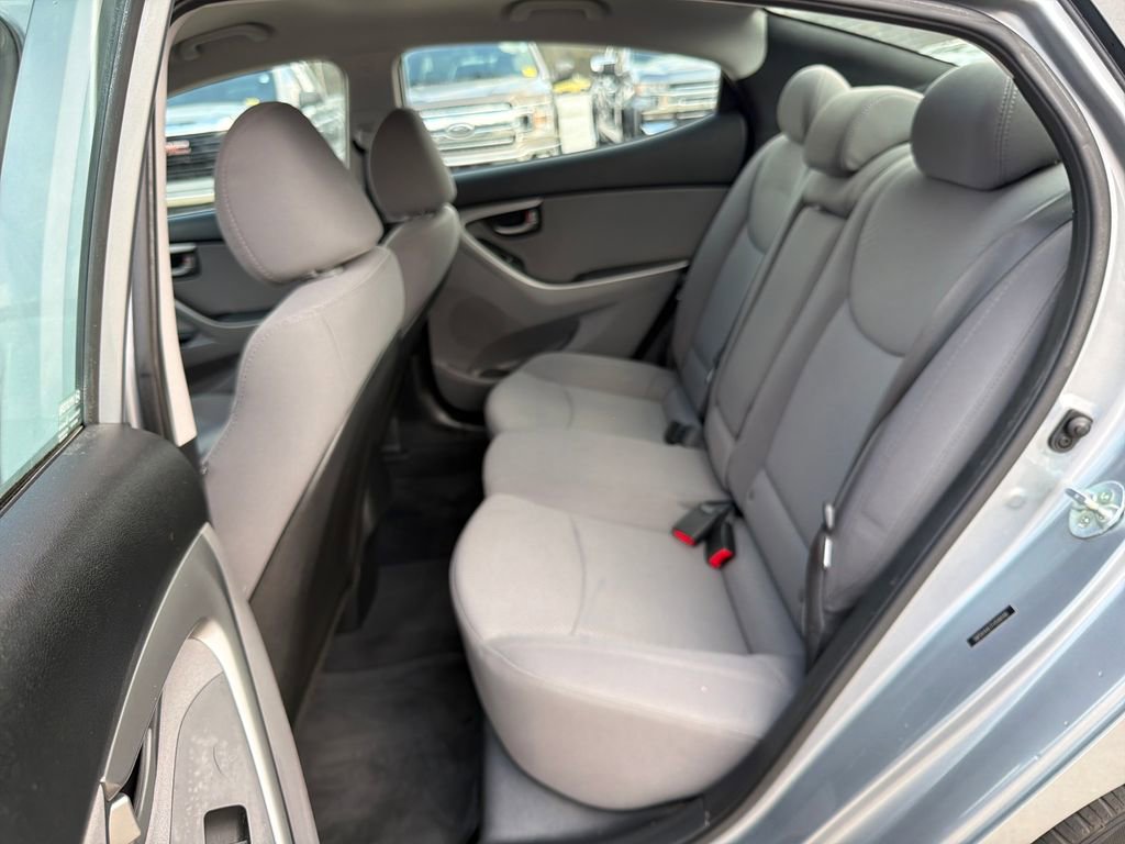 Used 2015 Hyundai Elantra SE w/ Option Group 02 image 24