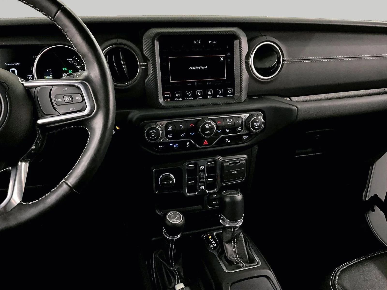 Used 2023 Jeep Wrangler Sahara w/ Cold Weather Group image 6