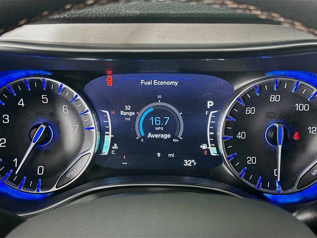 New 2026 Chrysler Pacifica Pinnacle image 11