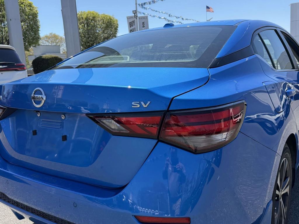 Used 2021 Nissan Sentra SV FWD image 12