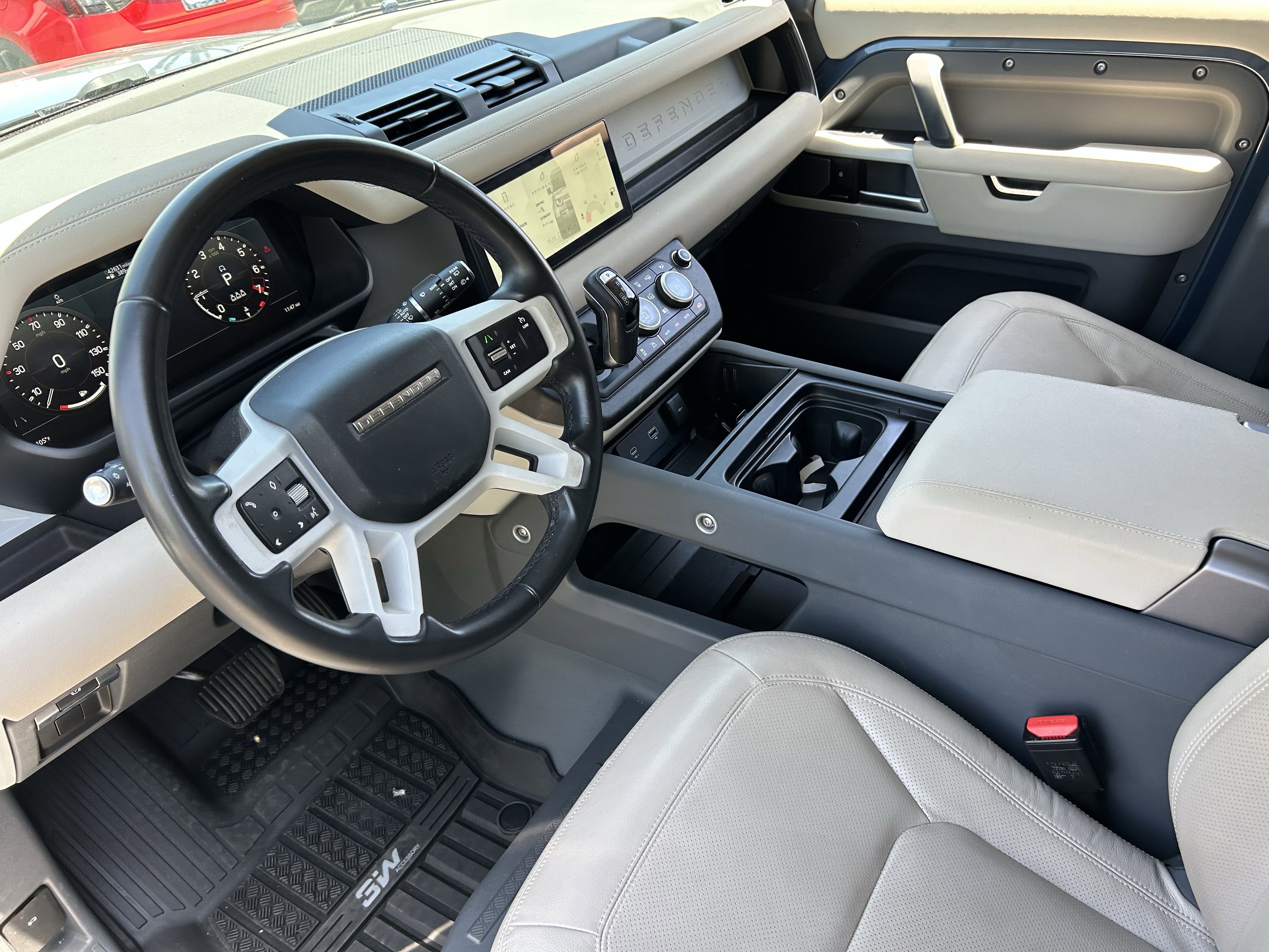 Used 2023 Land Rover Defender 110 S AWD/4WD image 16