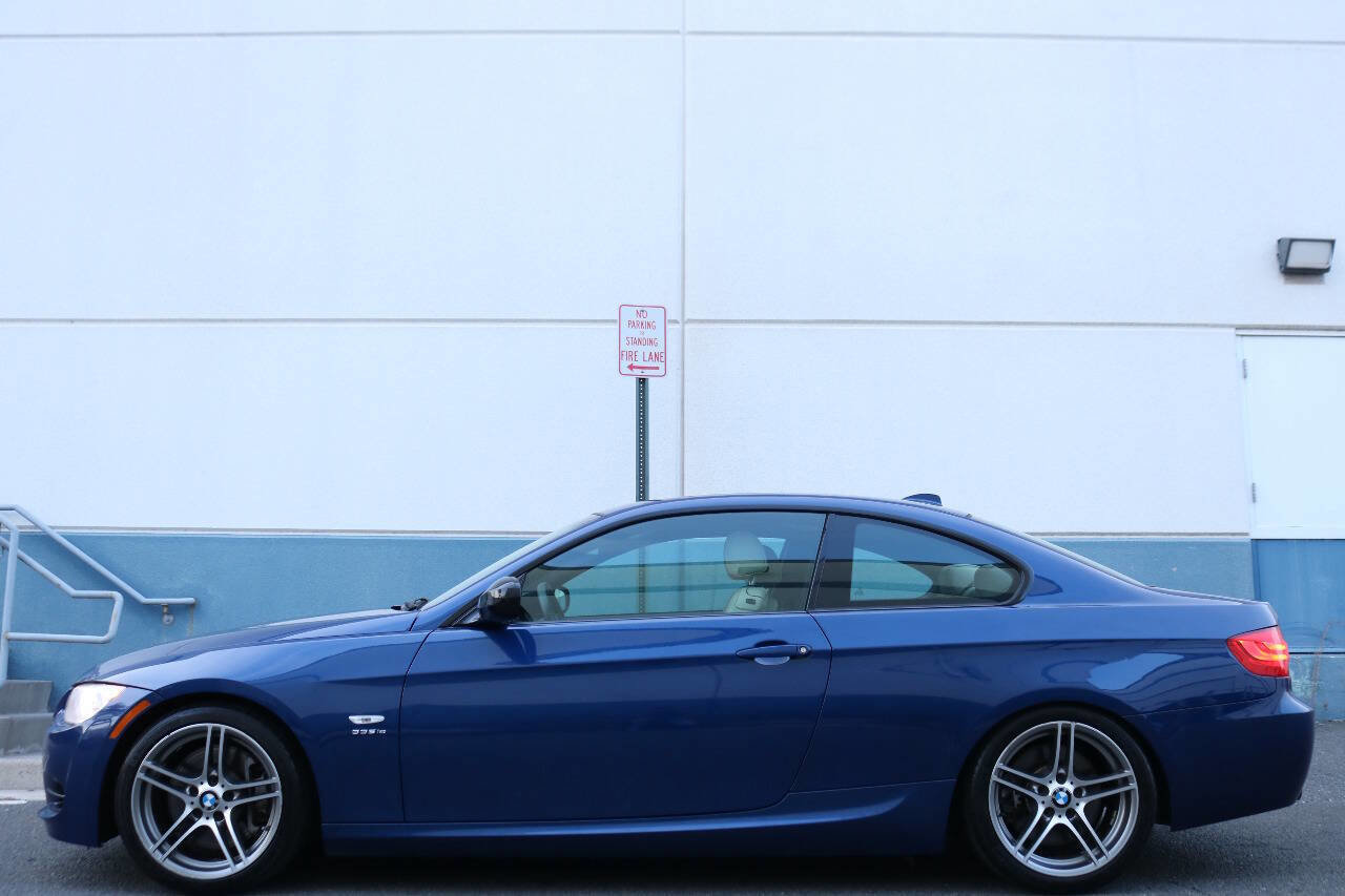 Used 2011 BMW 335is 335is 2dr Coupe image 8