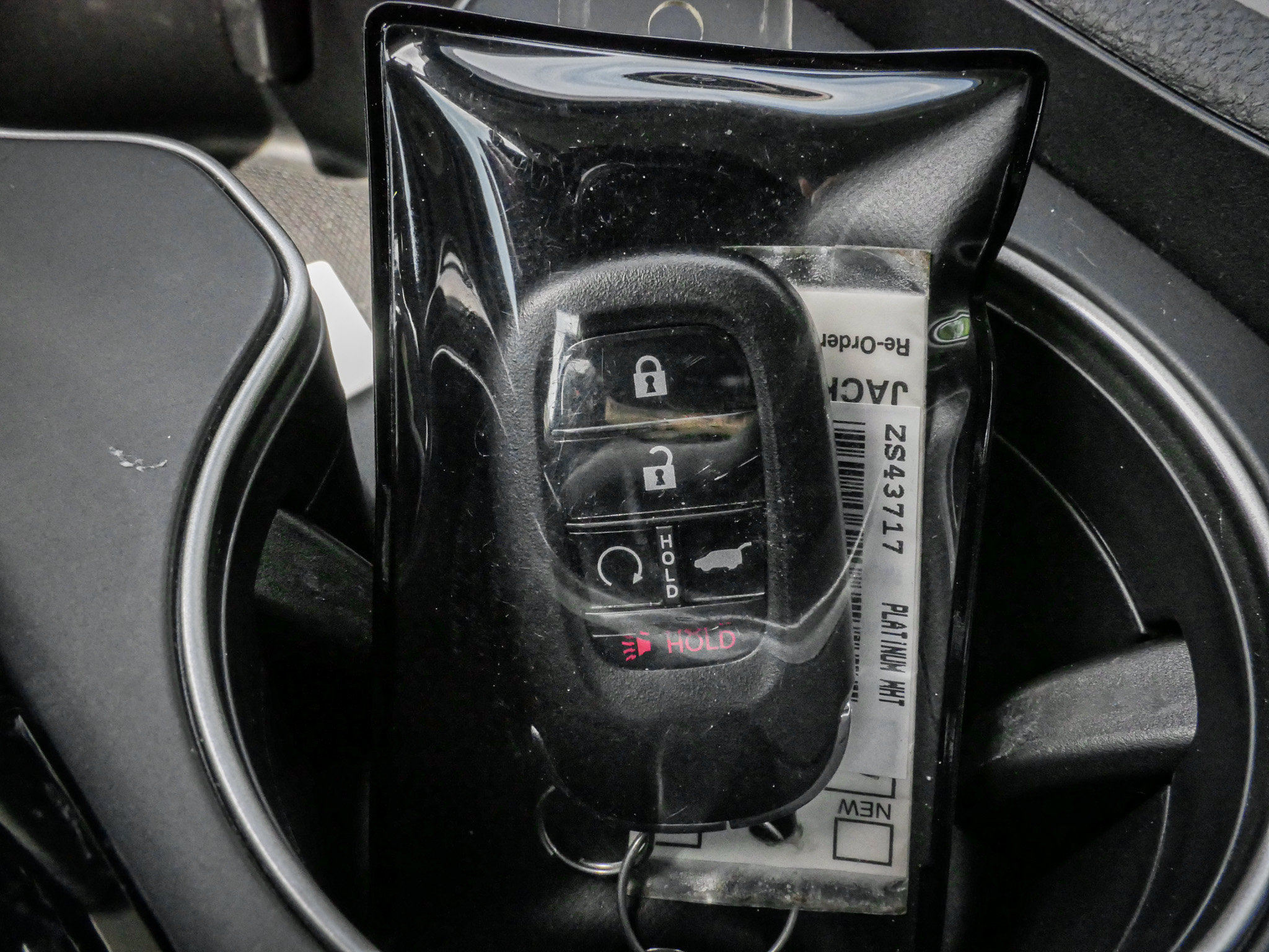 Used 2025 Honda Pilot EX-L image 35