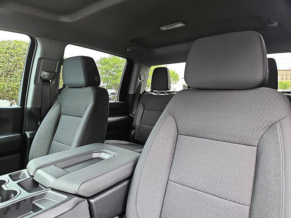 New 2026 Chevrolet Silverado 2500 Custom w/ Custom Convenience Package AWD/4WD image 15