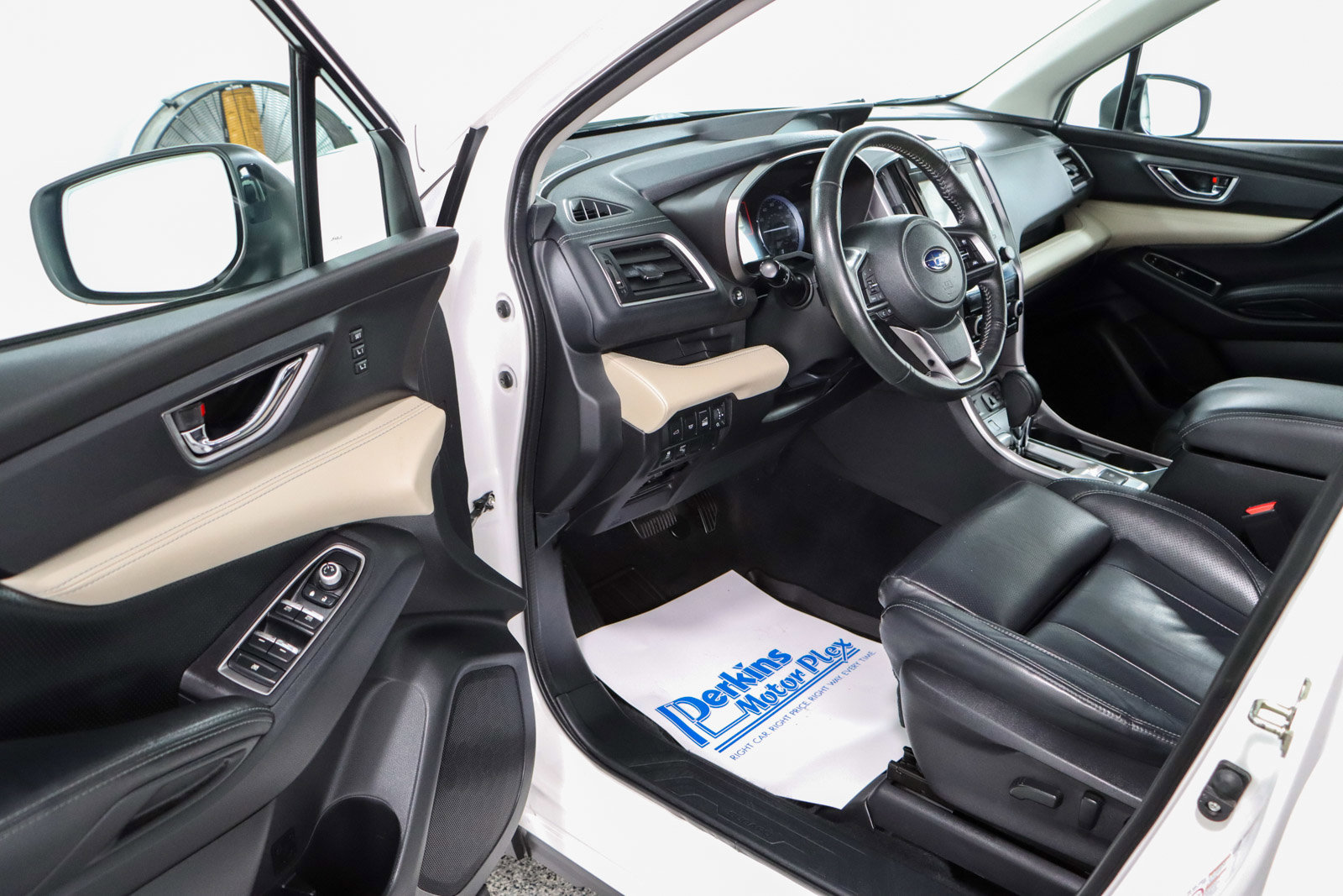 Used 2020 Subaru Ascent Limited w/ Popular Package #2A image 3