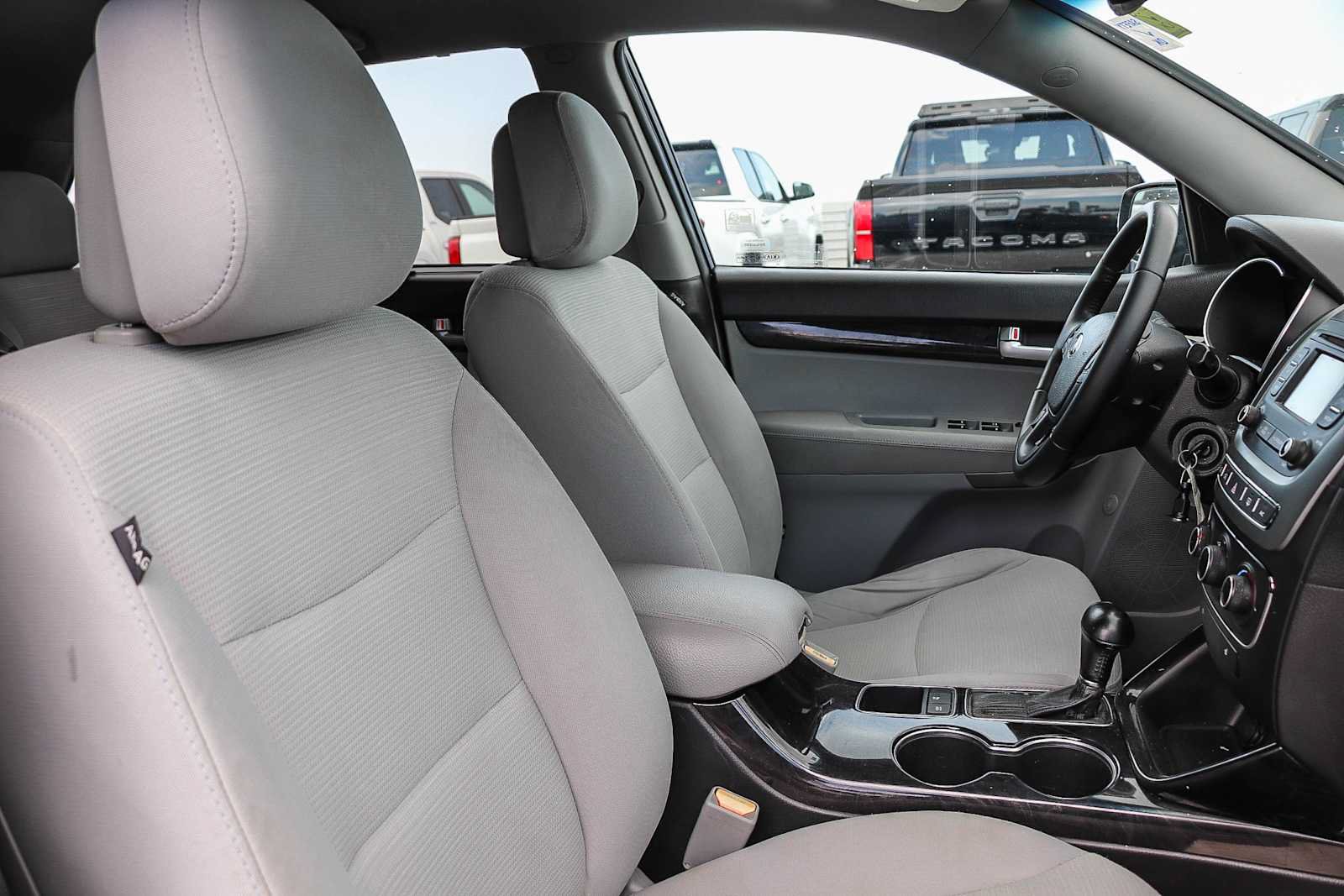 Used 2015 Kia Sorento LX FWD image 16