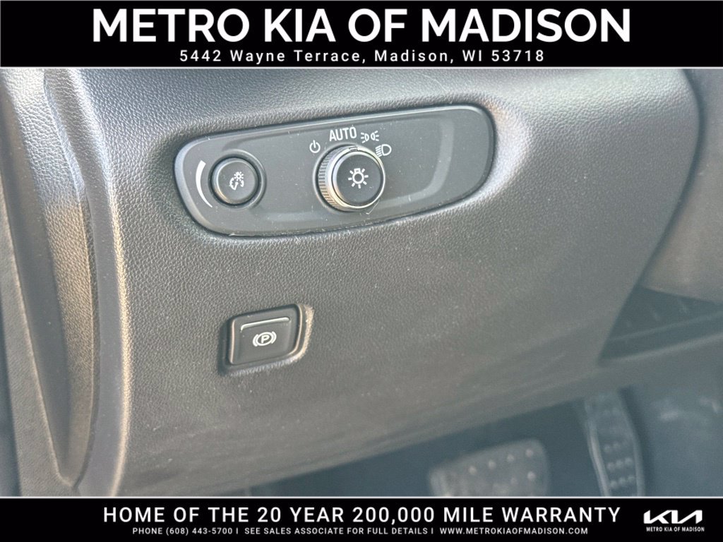 Used 2023 Chevrolet Blazer LT AWD/4WD image 13