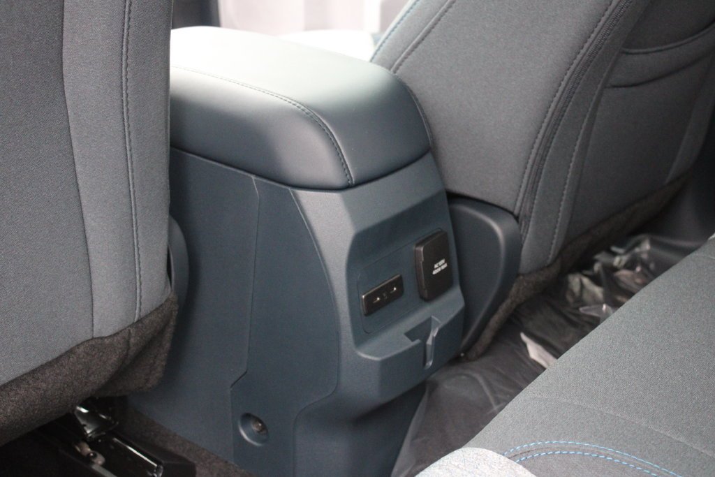 New 2026 Ford Maverick XLT w/ XLT Luxury Package FWD image 22