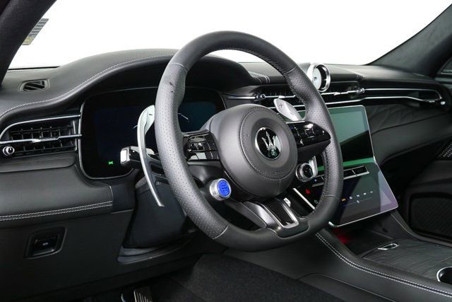 New 2026 Maserati Grecale Folgore AWD/4WD image 6