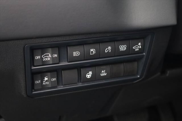 Certified 2025 Toyota Sequoia Platinum AWD/4WD image 12