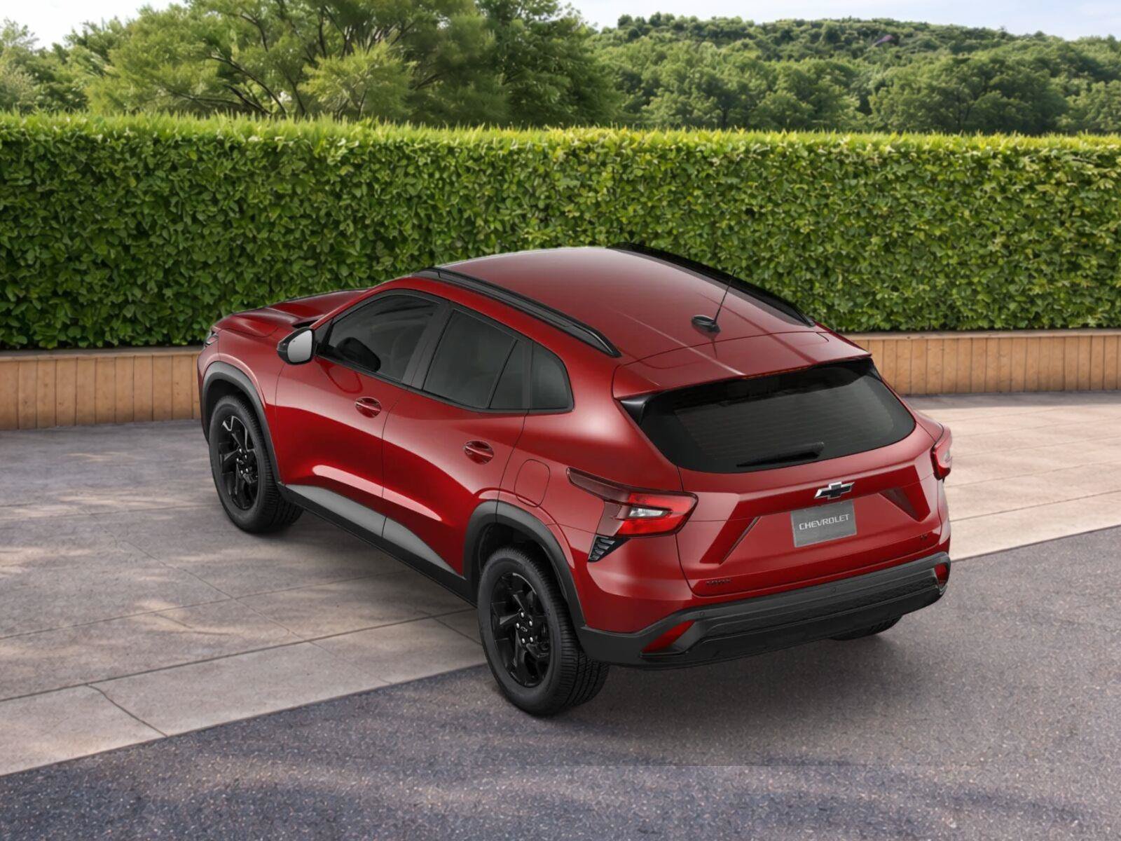 New 2026 Chevrolet Trax LT w/ Driver Confidence Package FWD image 2