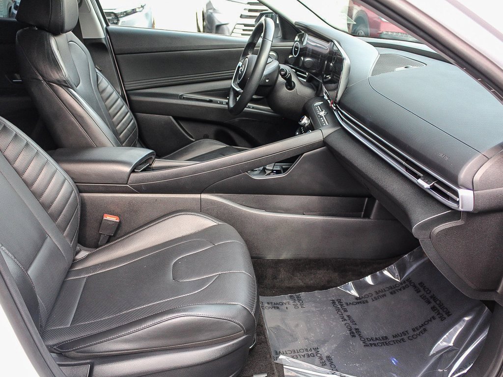 Used 2023 Hyundai Elantra Limited image 19
