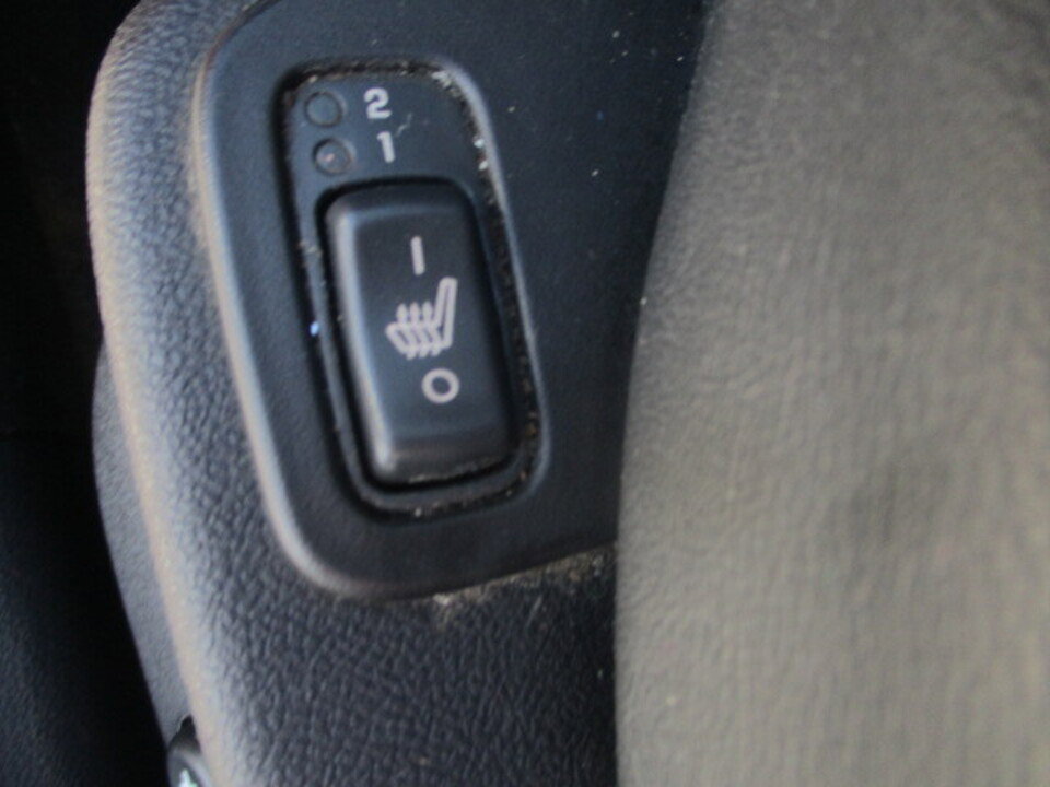 Used 2010 Chevrolet Malibu LT image 27