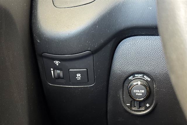Used 2011 Kia Soul + w/ Audio Pkg FWD image 27
