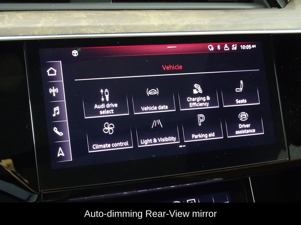 Used 2019 Audi e-tron Prestige w/ Prestige Package AWD/4WD image 34