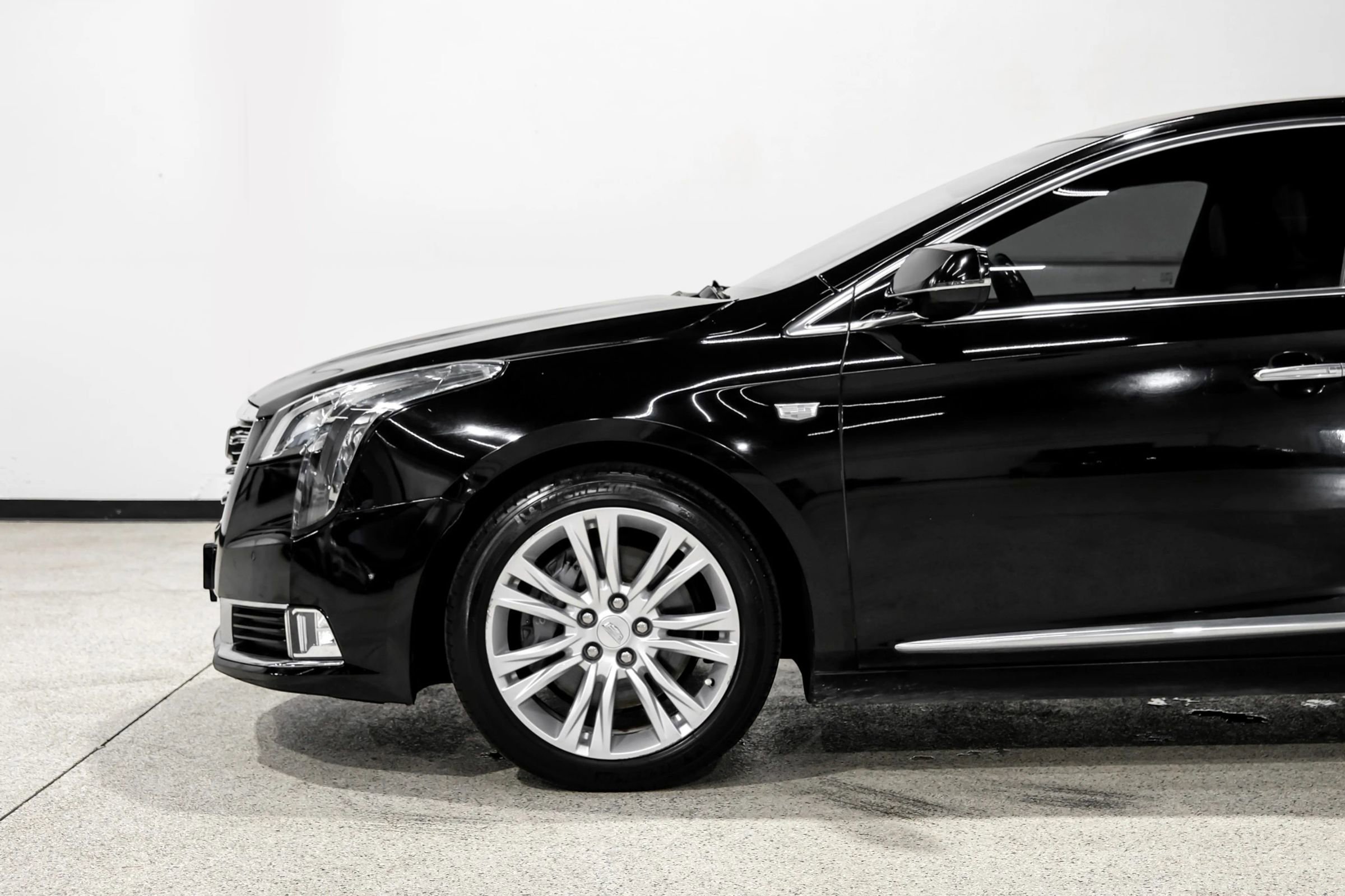 Used 2019 Cadillac XTS Luxury FWD image 10