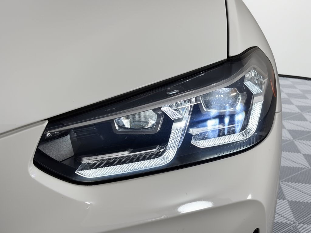 Used 2023 BMW X3 xDrive30i w/ Premium Package w/ZPA AWD/4WD image 12