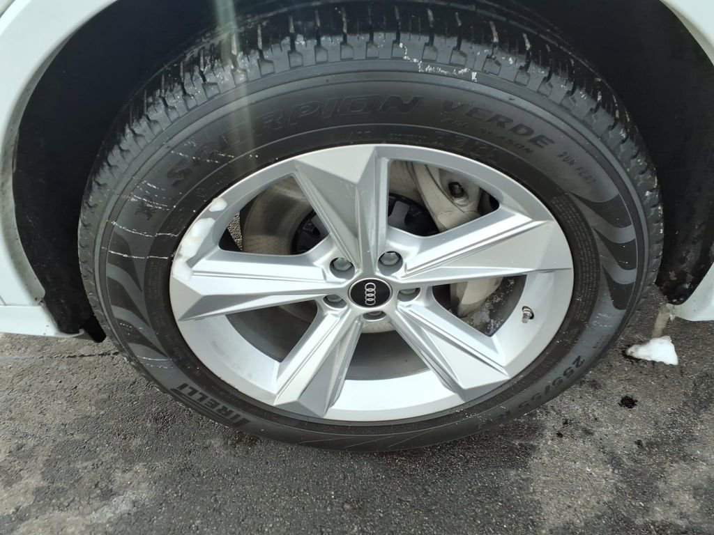 Used 2023 Audi Q7 2.0T Premium image 10