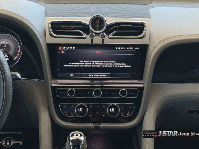 Used 2023 Bentley Bentayga Speed AWD/4WD image 15