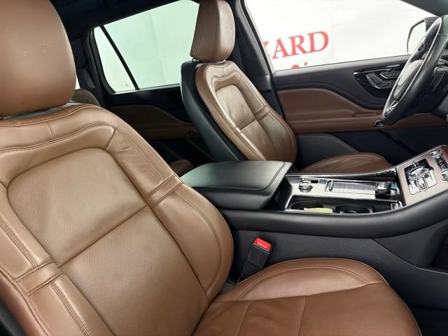 Used 2022 Lincoln Aviator Reserve w/ Elements Package Plus RWD image 16