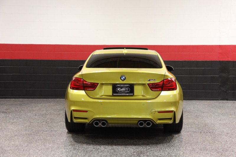 Used 2019 BMW M4 Coupe w/ Executive Package RWD image 28