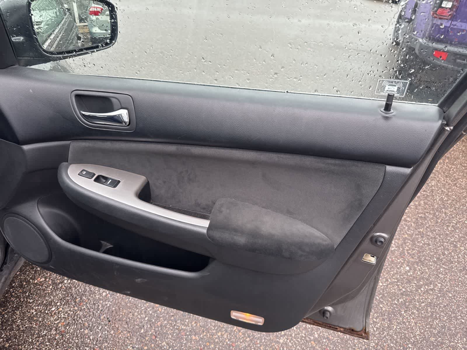 Used 2006 Honda Accord EX image 25