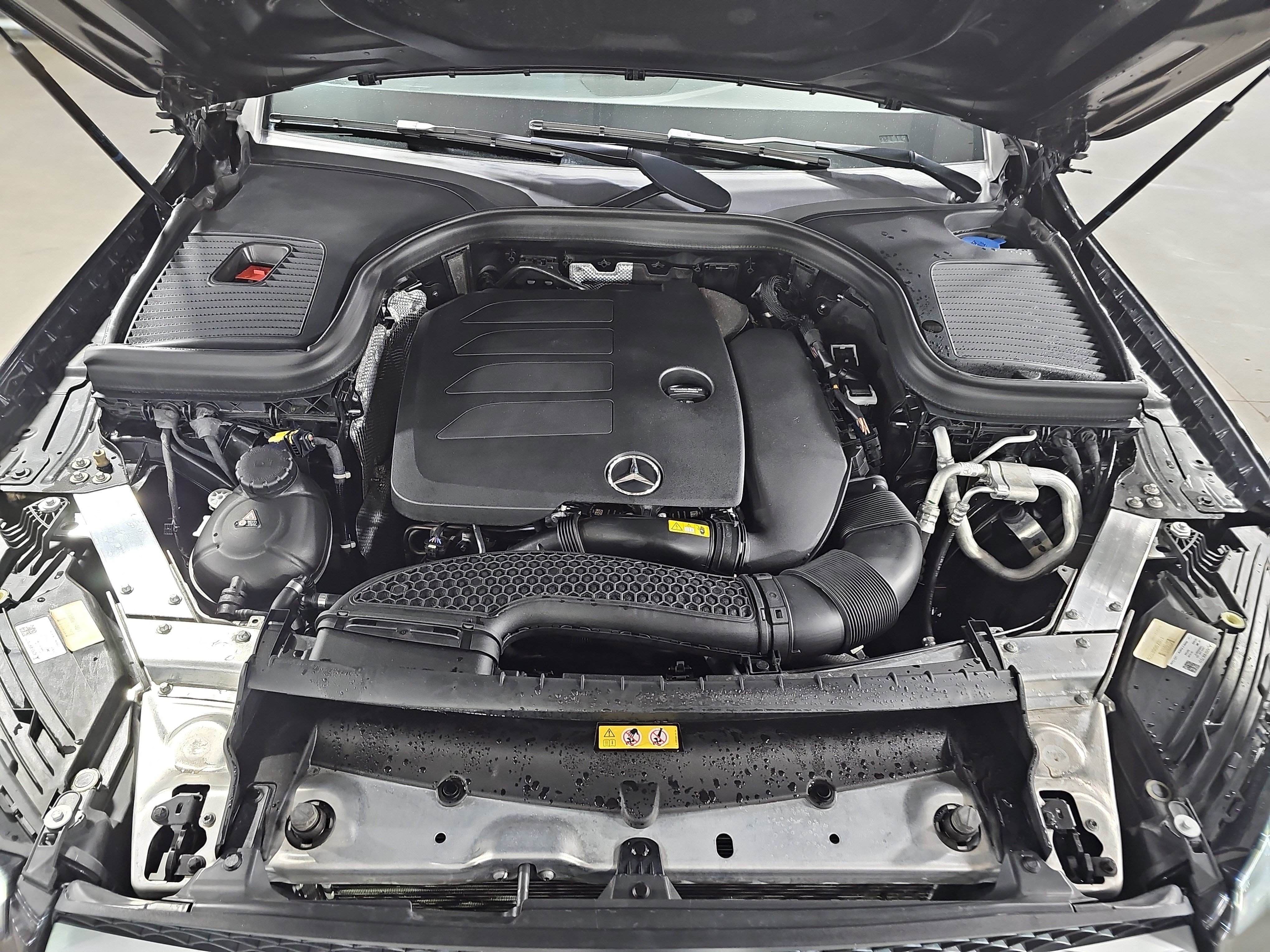 Certified 2021 Mercedes-Benz GLC 300 image 33