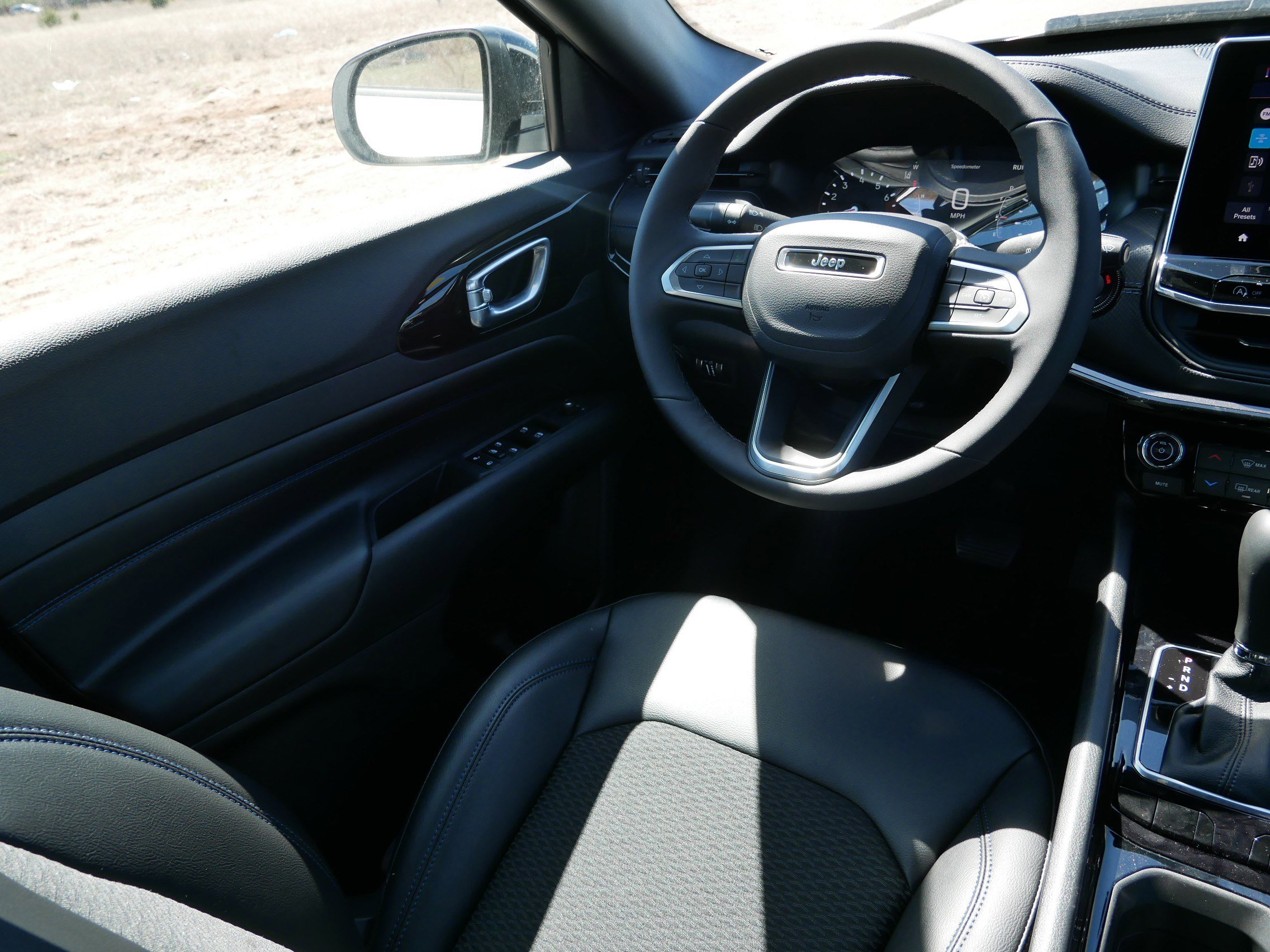 New 2026 Jeep Compass Latitude AWD/4WD image 9