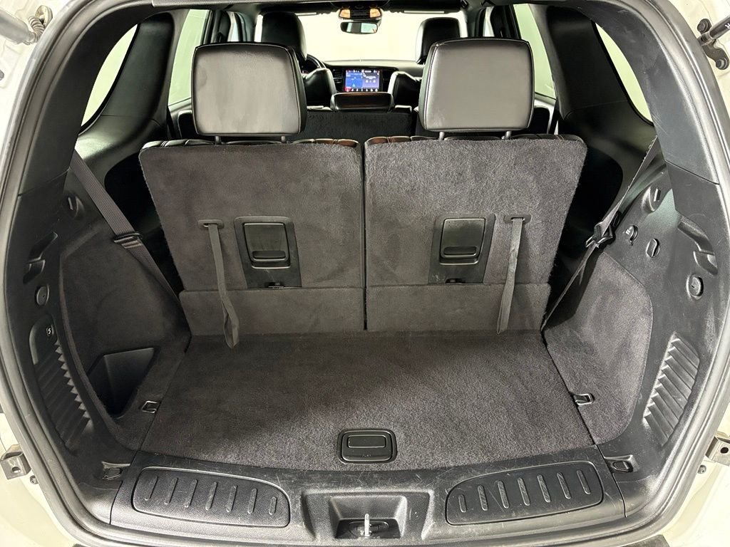 Used 2024 Dodge Durango GT RWD image 37
