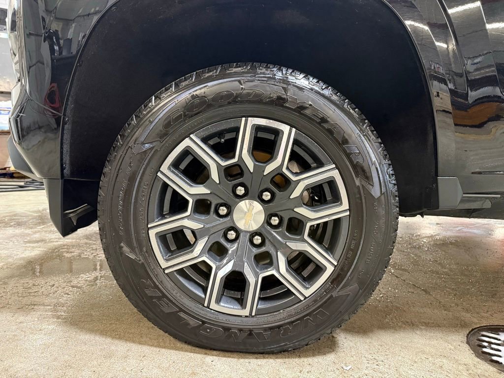 Used 2023 Chevrolet Colorado LT w/ LT Convenience Package II image 31