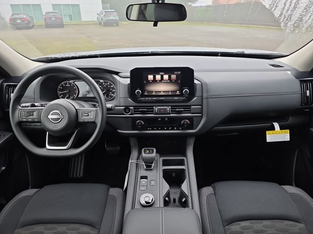 New 2025 Nissan Pathfinder S image 11