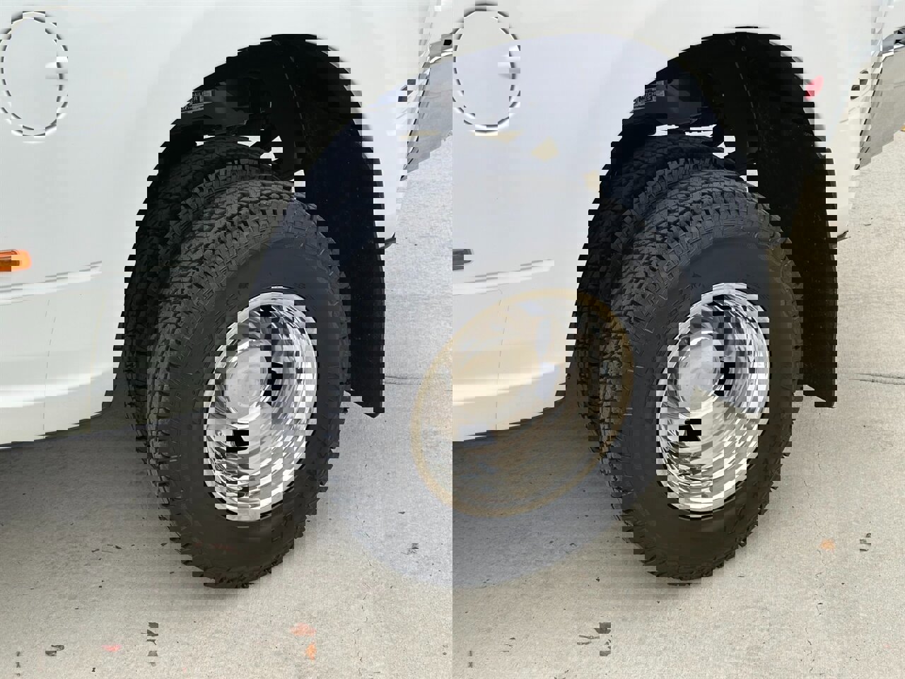 Used 2012 RAM 3500 ST w/ Chrome Appearance Group image 36