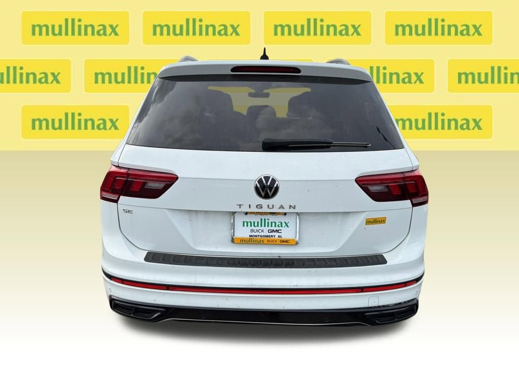 Used 2022 Volkswagen Tiguan SE R-Line image 8