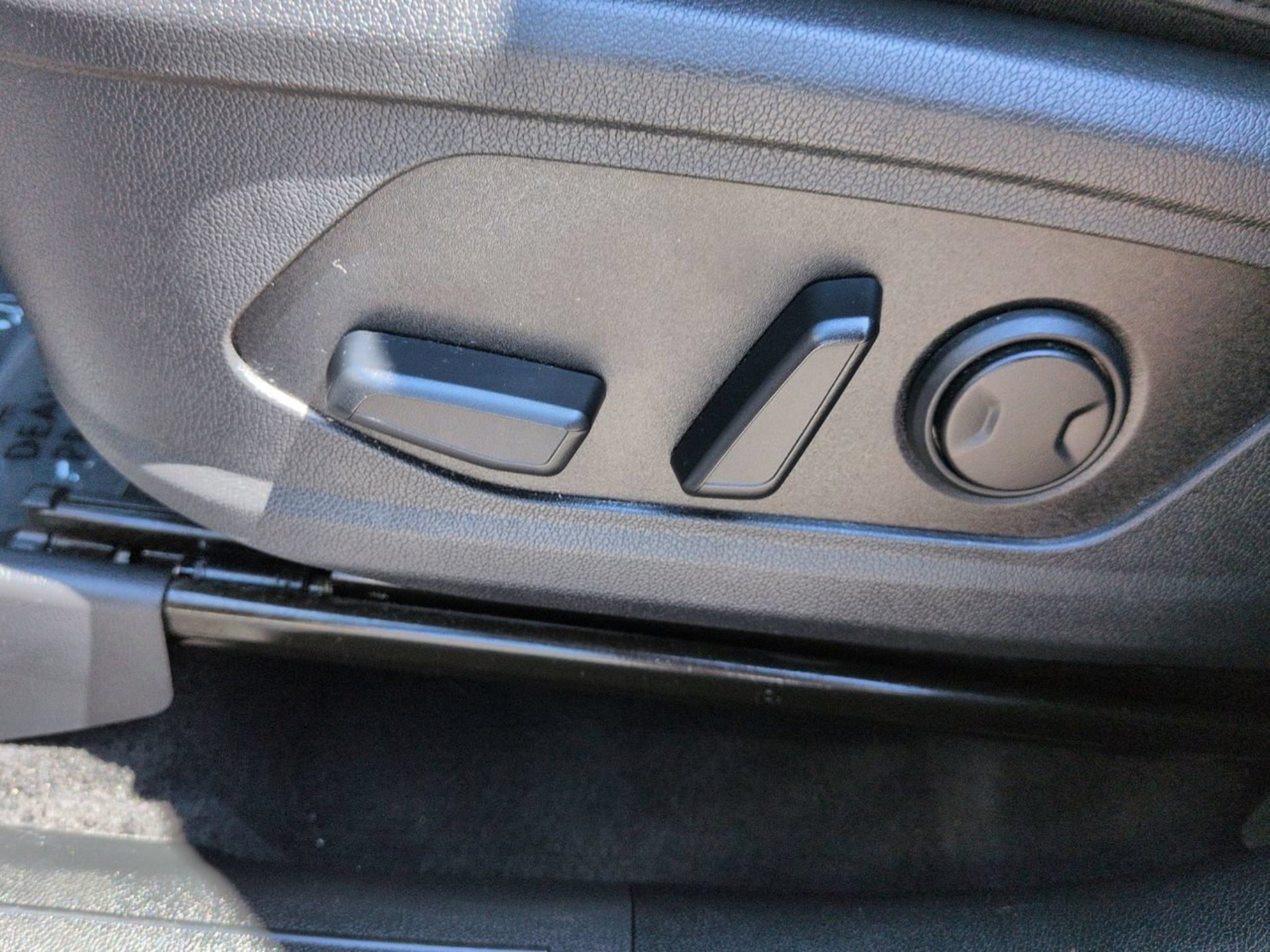 Used 2022 Kia Sorento S FWD image 24
